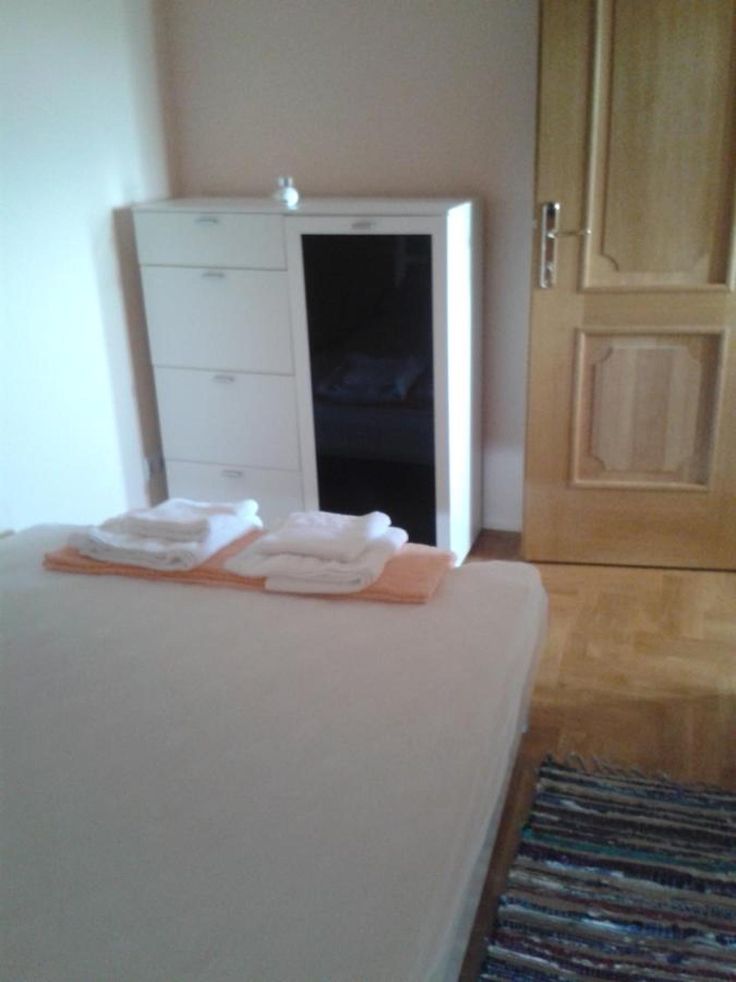 Apartmani Svalina - Seaview And 130M From Beach Trogir Exteriör bild