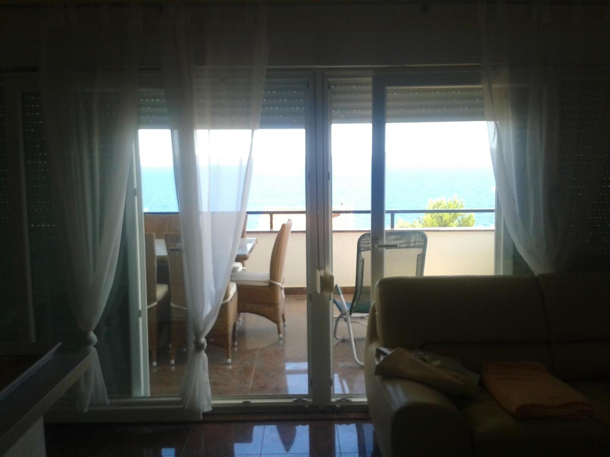 Apartmani Svalina - Seaview And 130M From Beach Trogir Exteriör bild