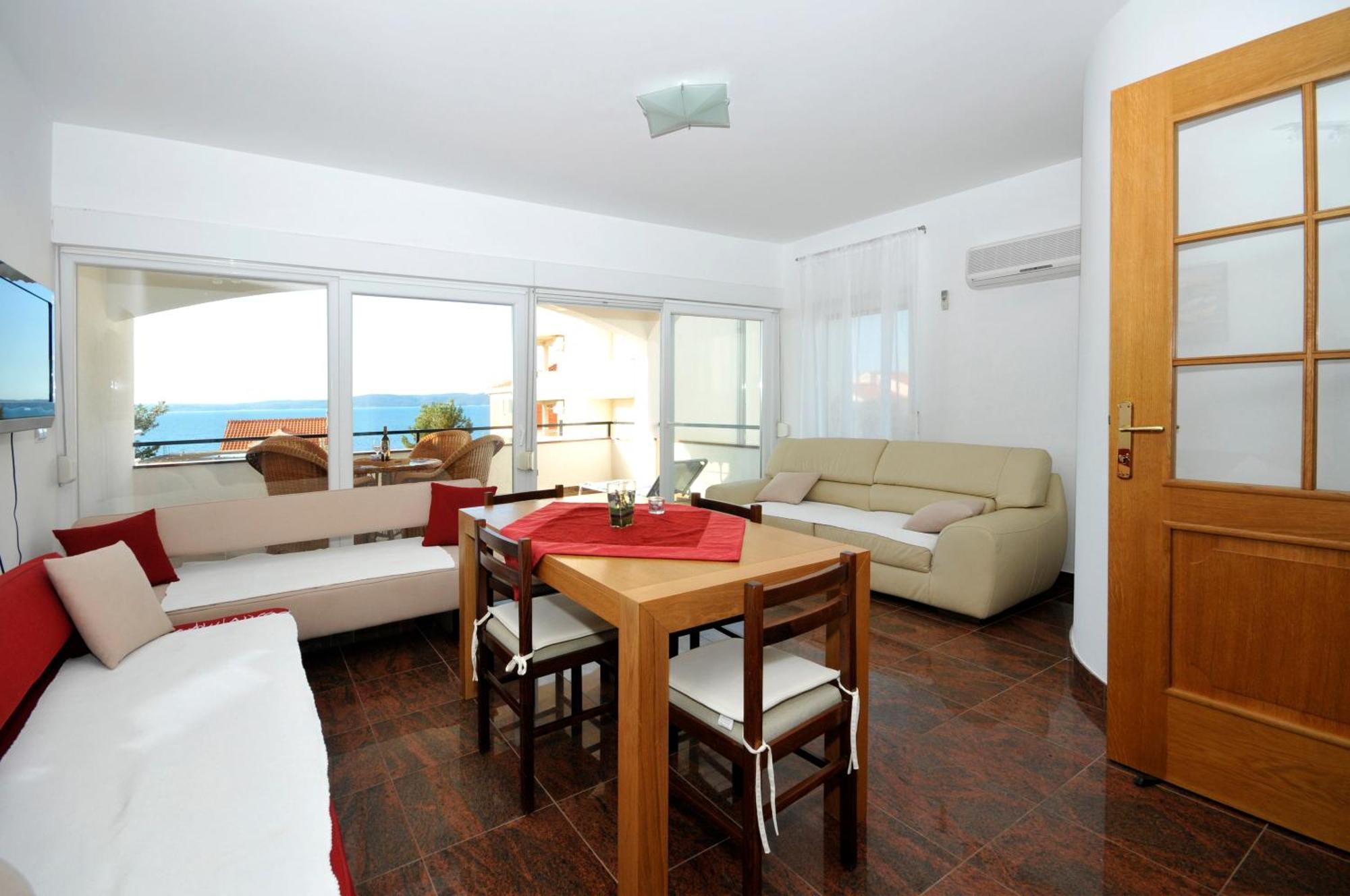 Apartmani Svalina - Seaview And 130M From Beach Trogir Exteriör bild
