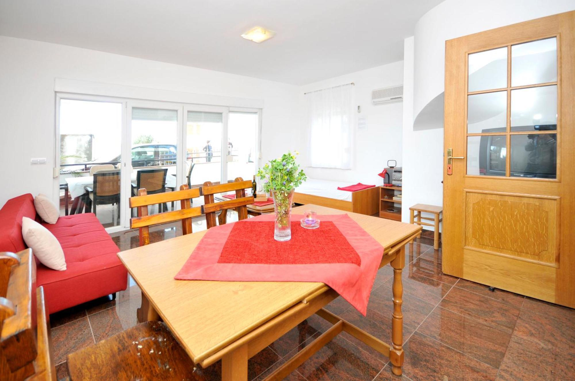 Apartmani Svalina - Seaview And 130M From Beach Trogir Exteriör bild