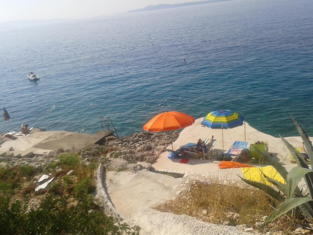 Apartmani Svalina - Seaview And 130M From Beach Trogir Exteriör bild